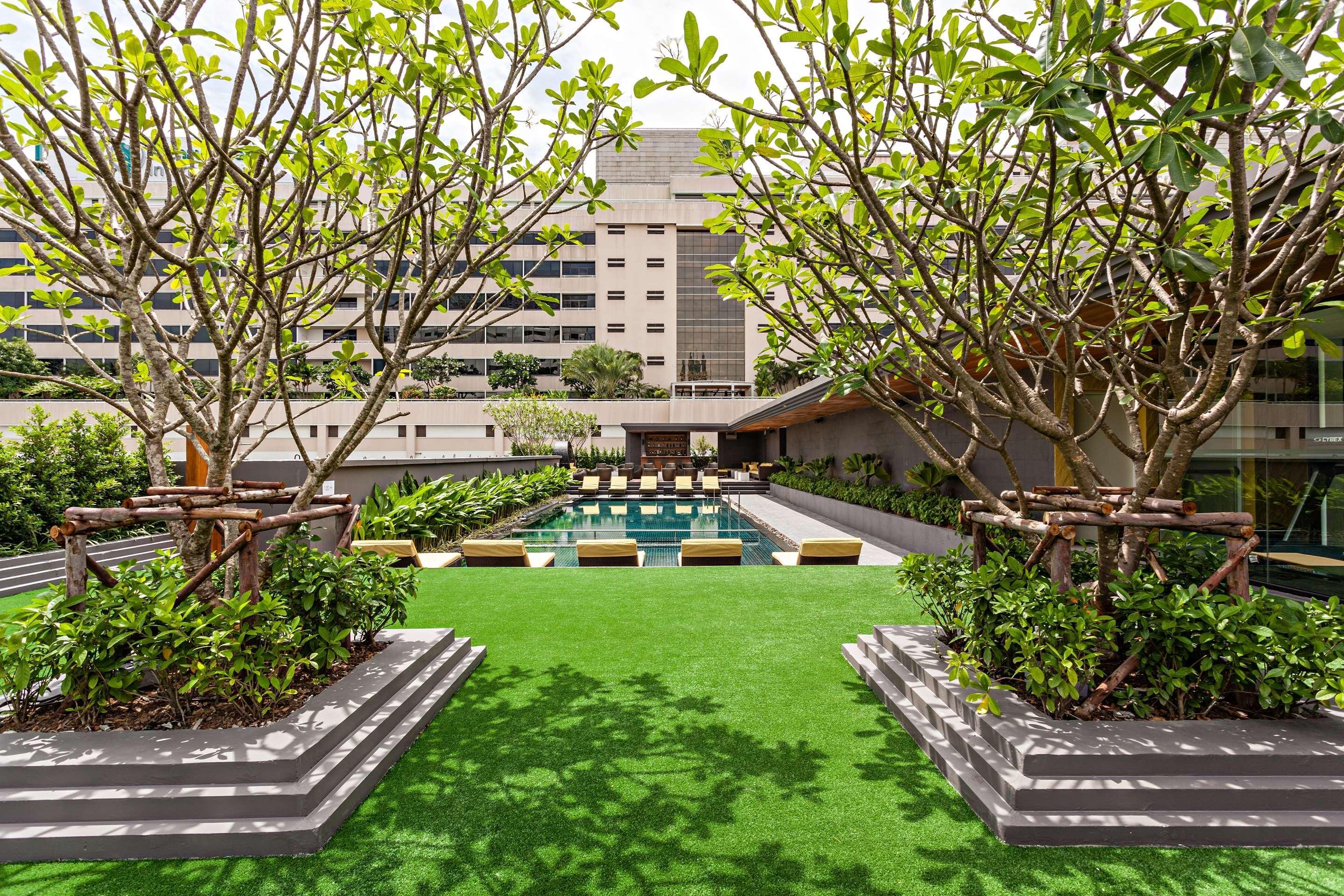 Hyatt Place Bangkok Sukhumvit 1 Hotel Exterior foto