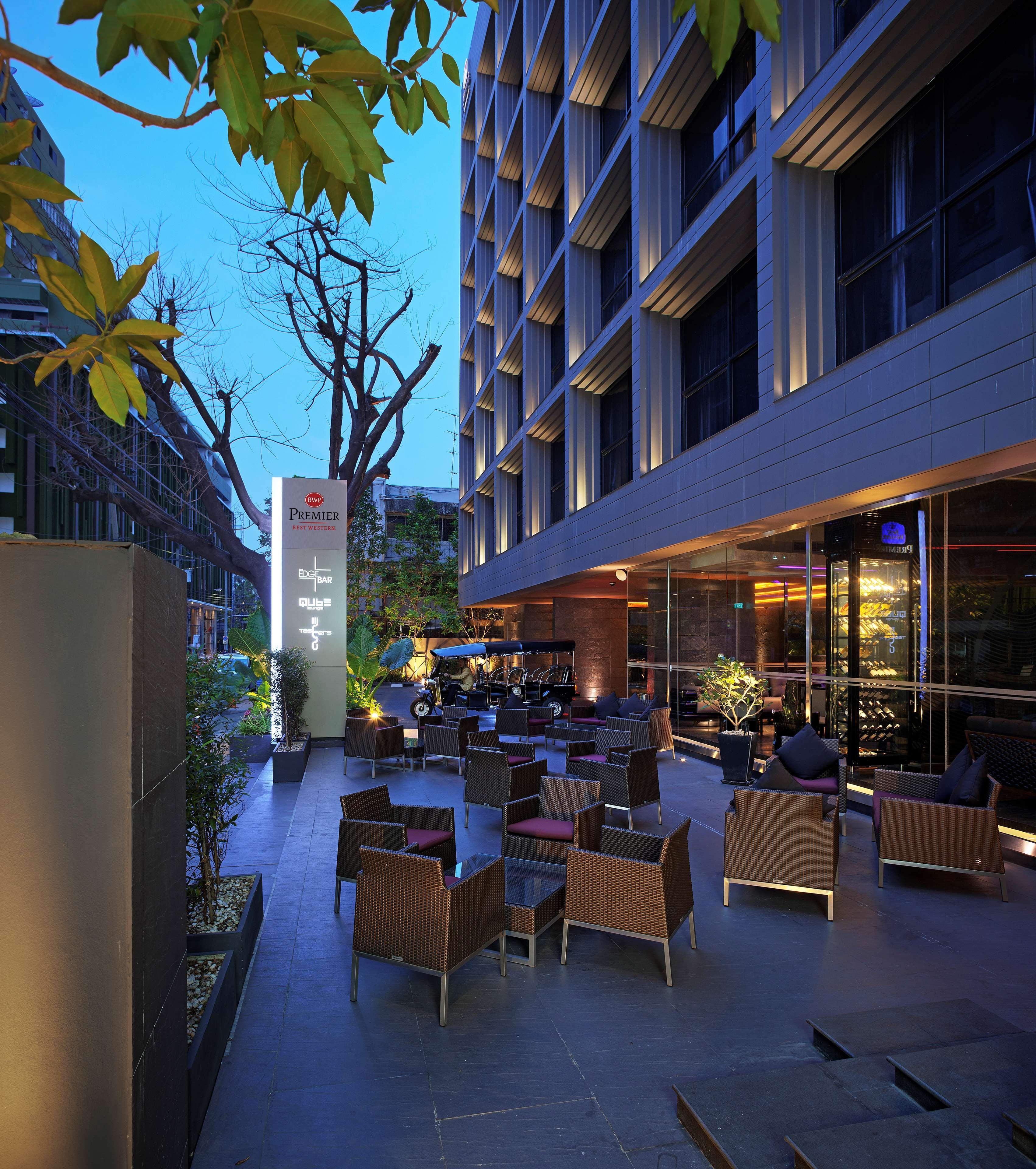 Hyatt Place Bangkok Sukhumvit 1 Hotel Exterior foto